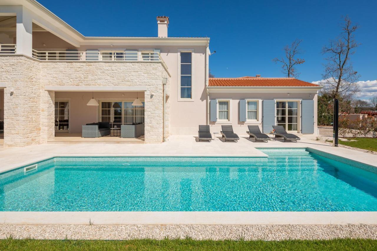 Villa Harmony By Ilc Brtonigla Exterior foto