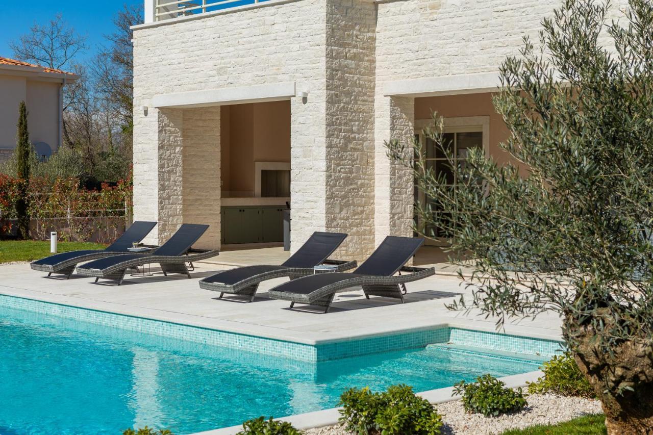 Villa Harmony By Ilc Brtonigla Exterior foto